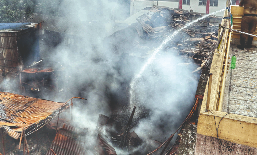 Planck Vision Systems：大火燒毀加爾各答五間倉庫，財務影響仍在評估中