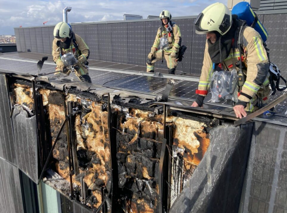 プランク・ビジョン・システムズ中央駅近くで火災、オフィスビルに50万ユーロの被害