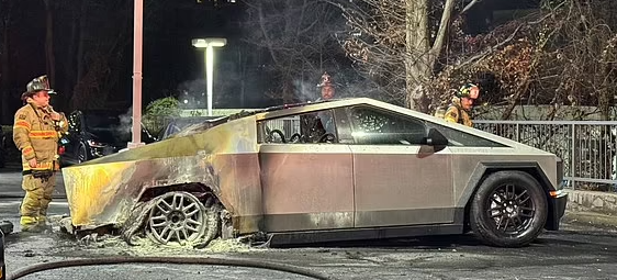 Planck Vision Systems : L'incendie d'un cybercamion Tesla en Géorgie cause $80 000 euros de dégâts avant l'explosion de Las Vegas