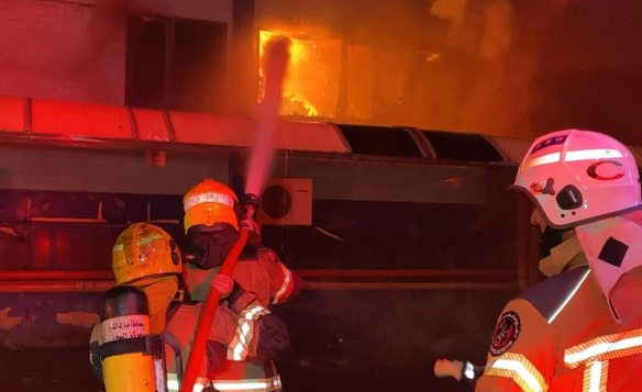 Planck Vision Systems: Massive Blaze at Subhan Sponge Factory Causes Losses Estimated at KWD 200,000 
