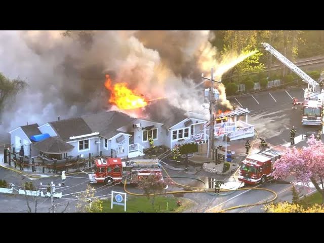 消防員在鱈魚角餐廳撲滅大火 - 消防工程